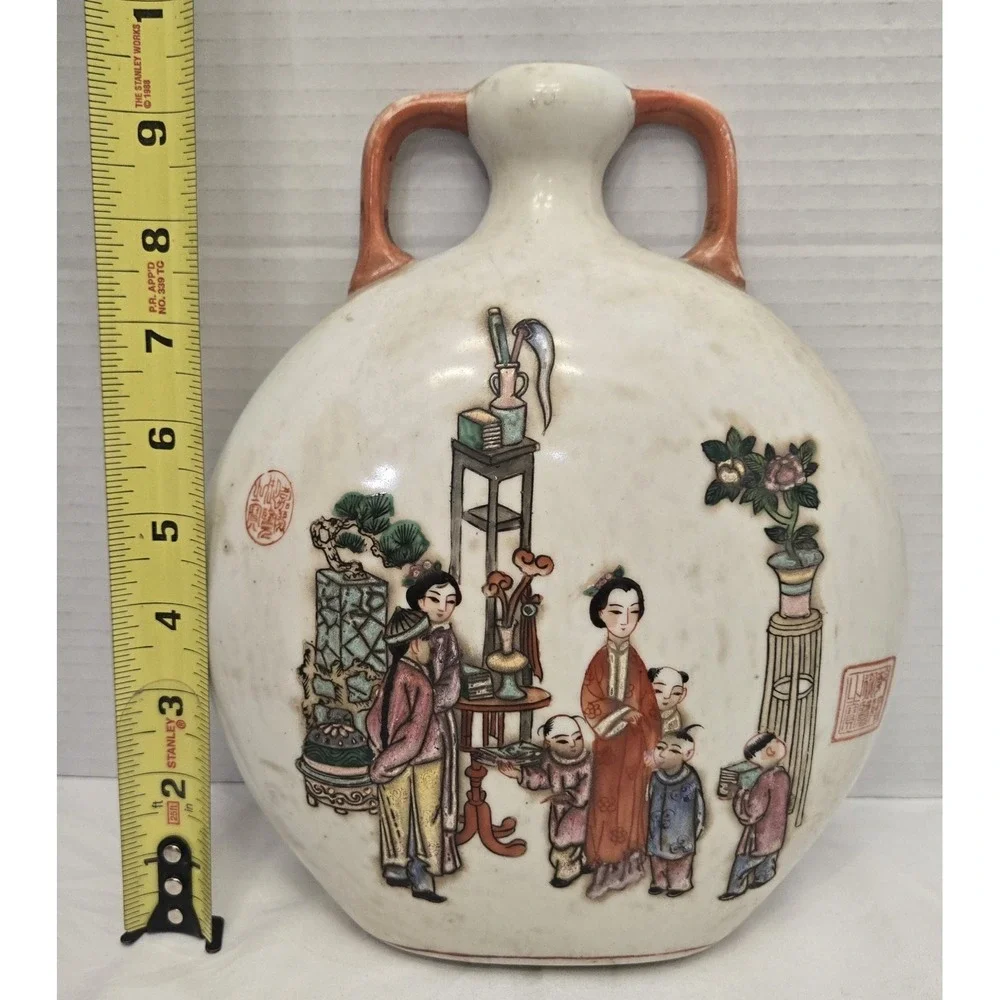Vtg Chinoiserie Famille Rose Wall Pocket Plaque Vase Hand-Painted Hong Kong 70's